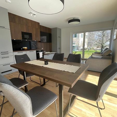 Luxury - Apartment Mit Balkon In Seenaehe Gmunden Exterior photo